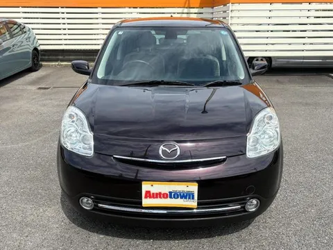 Mazda Verisa