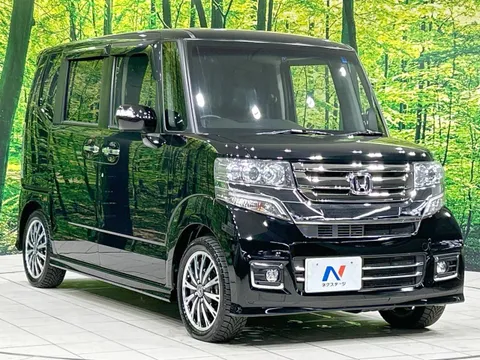 Honda N-BOX Custom