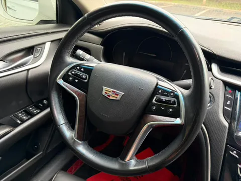 Cadillac XTS