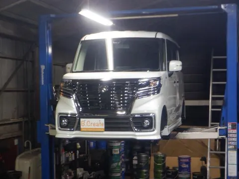 Suzuki Spacia Custom