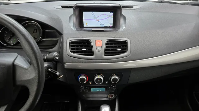 Renault SM3