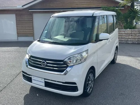 Nissan Dayz Roox