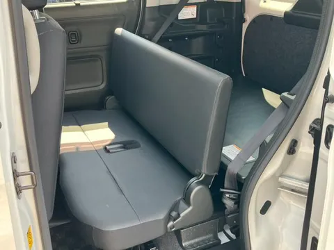 Suzuki Spacia Base