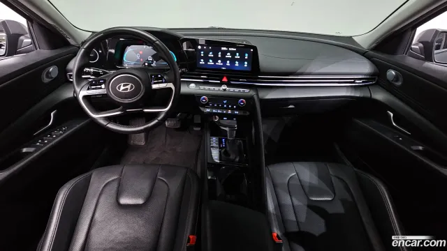 Hyundai Elantra (Avante)