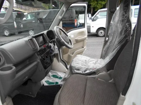 Nissan Clipper