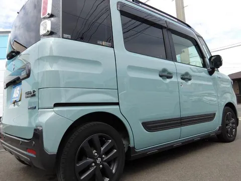 Suzuki Spacia Gear