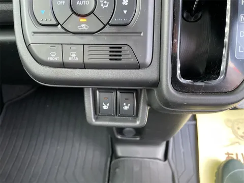 Suzuki Spacia Custom