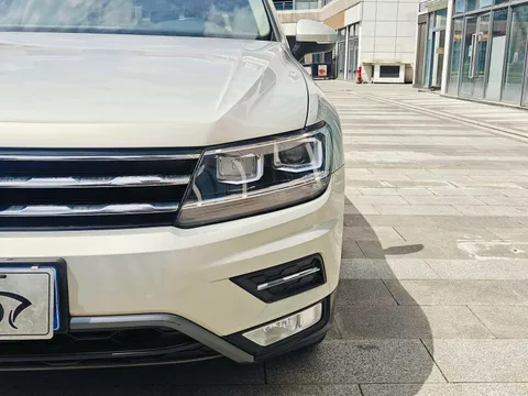 Volkswagen Tiguan L