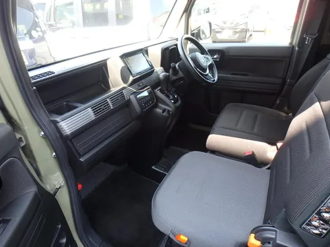 Honda N-VAN Plus Style