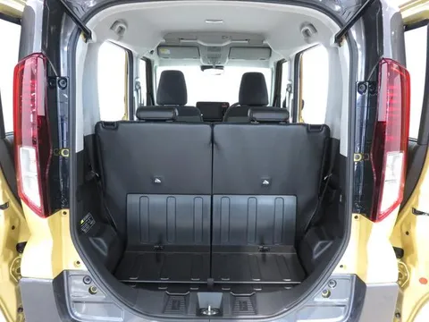 Suzuki Spacia Gear