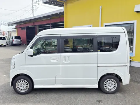 Nissan Clipper Rio
