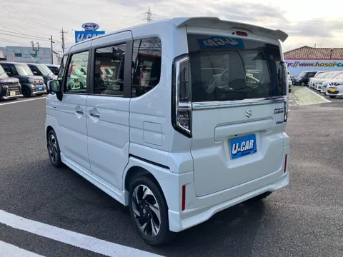 Suzuki Spacia Custom