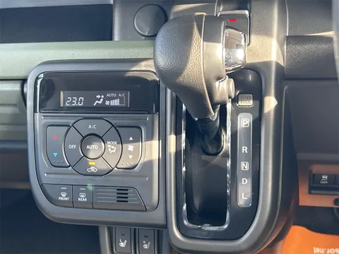 Suzuki Spacia Gear