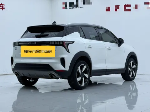 Lynk & Co Lynk & Co 06