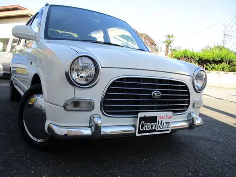 Daihatsu Mira Gino