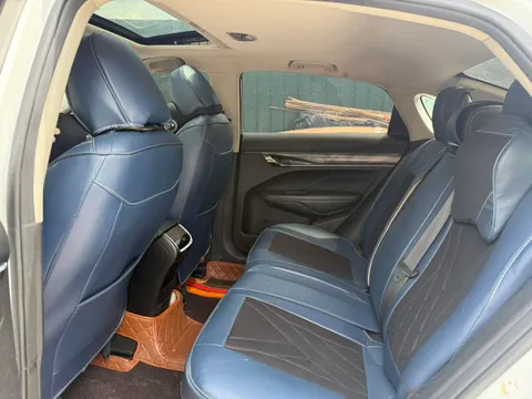 Geely Binrui