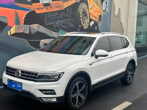 Volkswagen Tiguan L