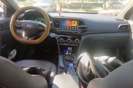 Hyundai Elantra (6th Generation / Lingdong)