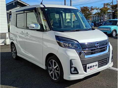 Nissan Dayz Roox
