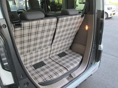 Honda N-BOX Joy