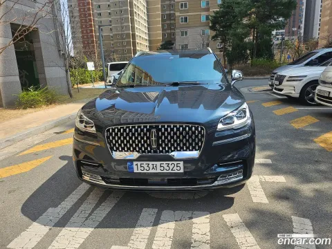 Lincoln Aviator
