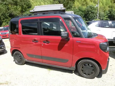 Suzuki Spacia Gear