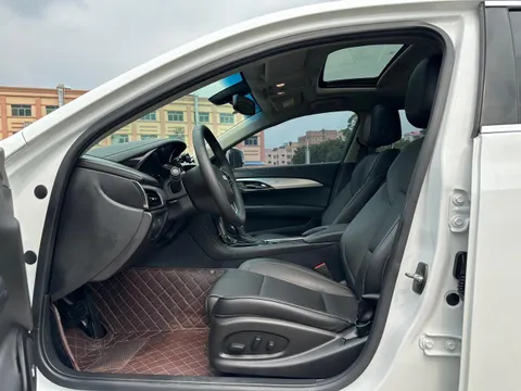 Cadillac ATS-L