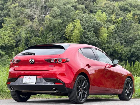 Mazda MAZDA3 Fastback