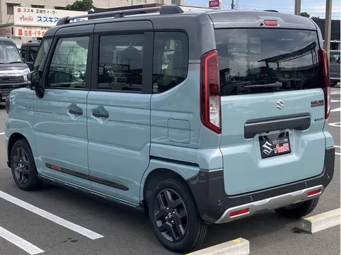 Suzuki Spacia Gear