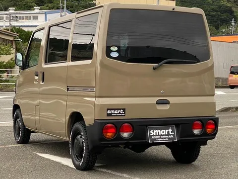 Mitsubishi Minicab Van