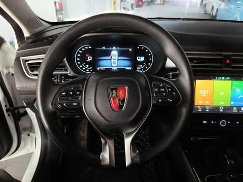 Roewe i5