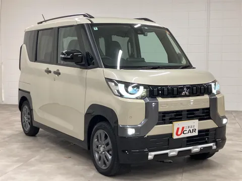 Mitsubishi Delica Mini