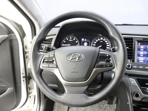 Hyundai Elantra (Avante)
