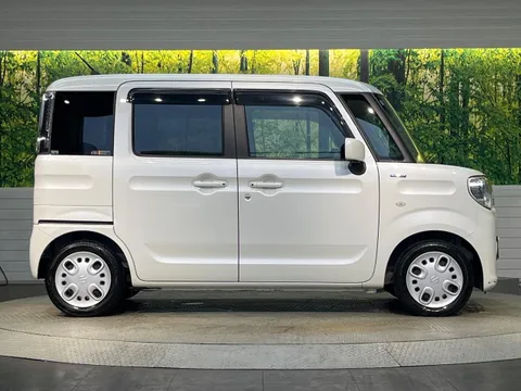 Suzuki Spacia