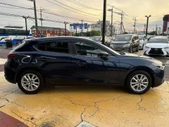 Mazda Axela Sport
