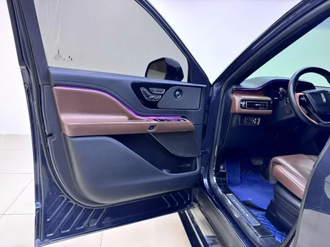 Lincoln Aviator