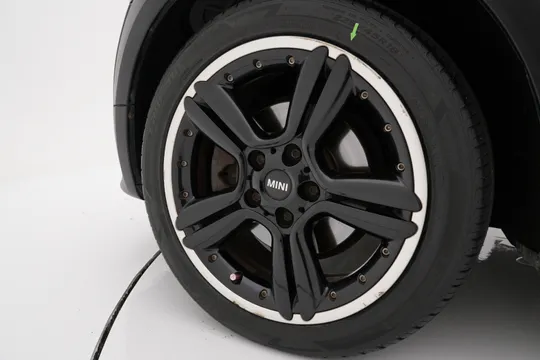 MINI Paceman