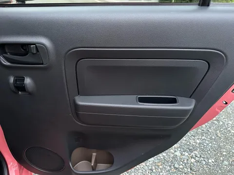 Daihatsu Mira Tocot