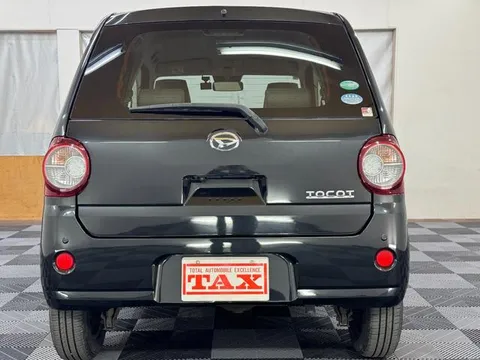 Daihatsu Mira Tocot