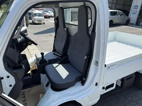 Nissan Clipper Truck