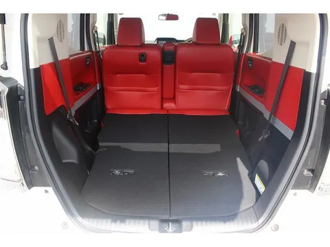 Honda N-BOX Slash