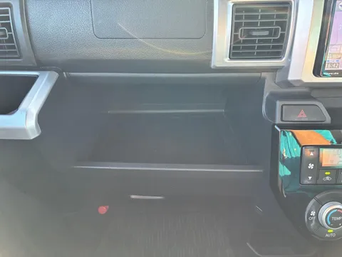Toyota Pixis Mega