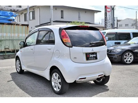 Mitsubishi I