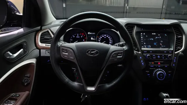 Hyundai Grand Santa Fe (Maxcruz)