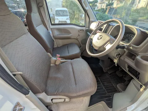 Nissan Clipper