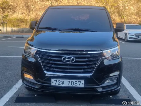 Hyundai Grand Starex