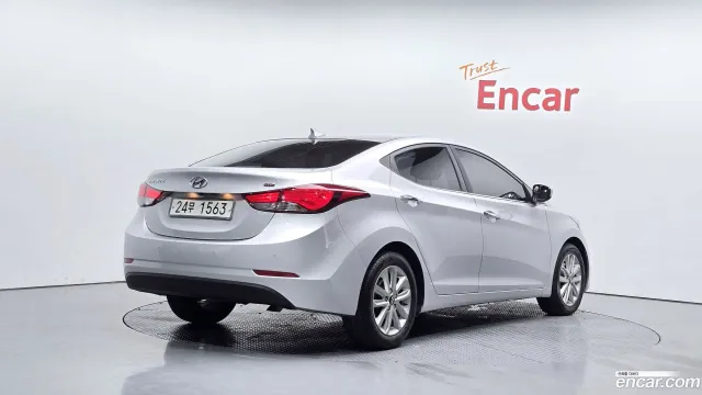 Hyundai Elantra (Avante)