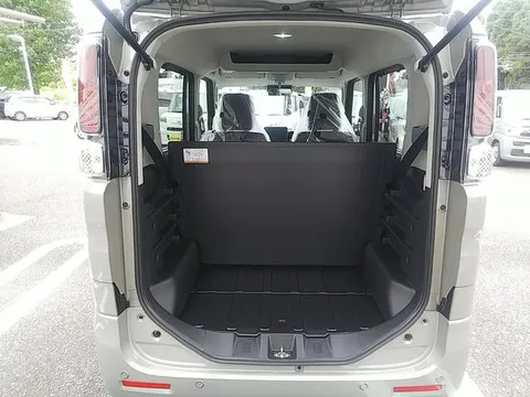 Suzuki Spacia Base