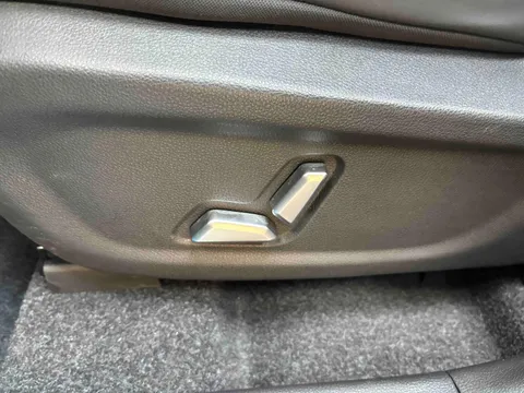 Jetour X90