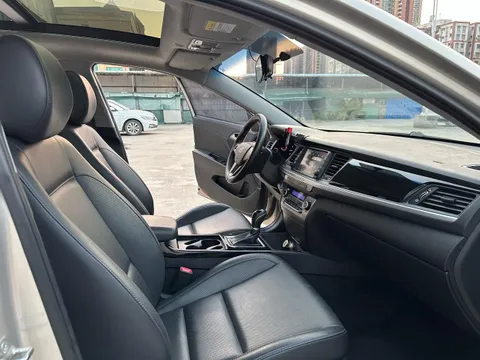 Hyundai Mistra